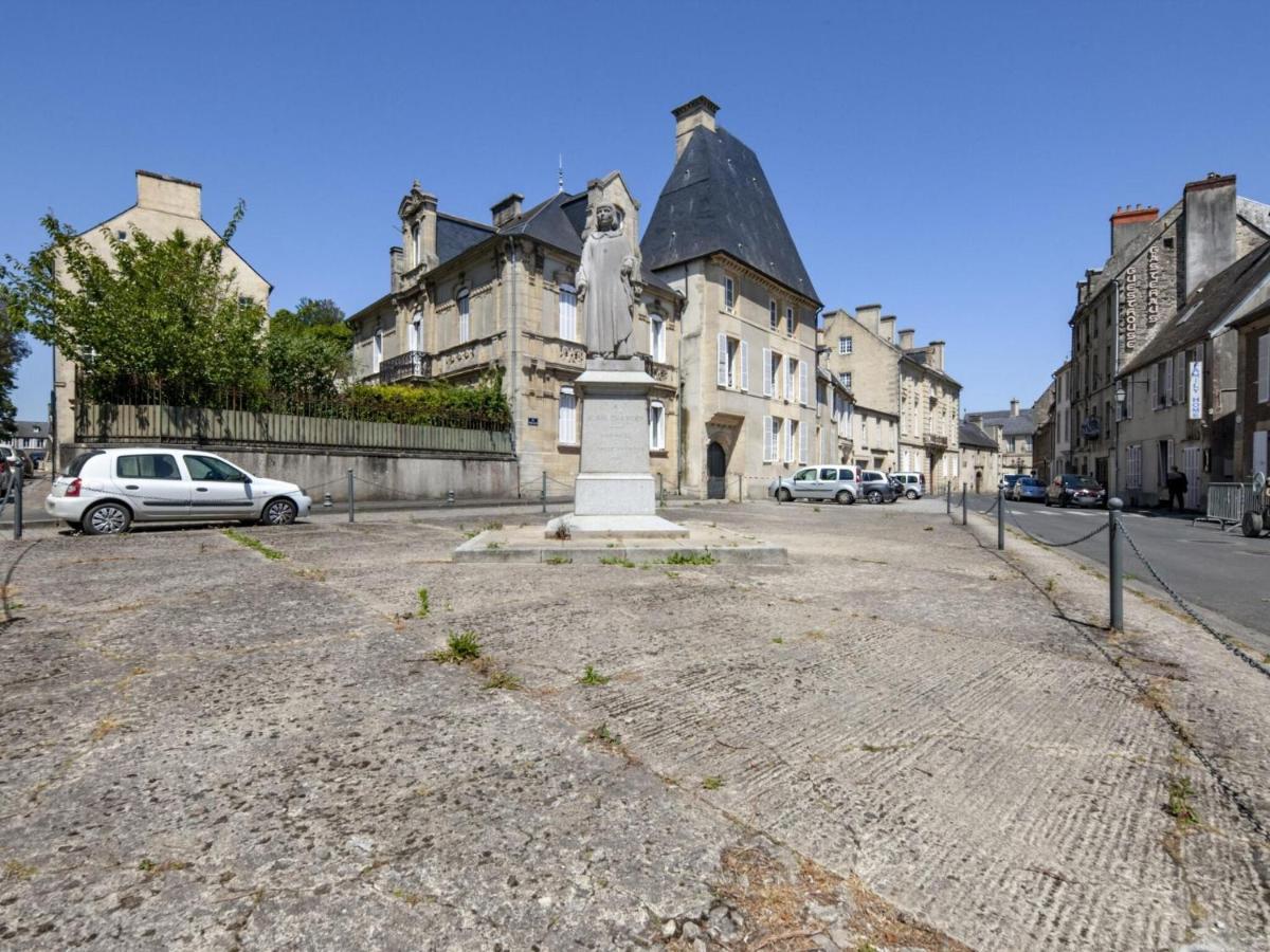 Heritage Apartment in Bayeux near Museum of Art Extérieur photo