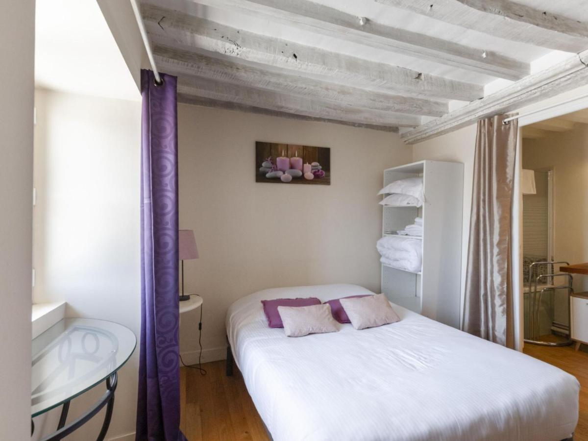 Heritage Apartment in Bayeux near Museum of Art Chambre photo