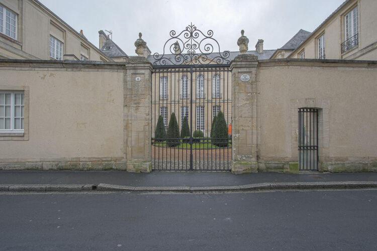 Heritage Apartment in Bayeux near Museum of Art Extérieur photo